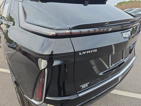 Certified 2024 Cadillac Lyriq Luxury image 31