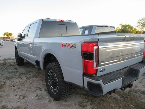 Certified 2024 Ford F250 Platinum w/ FX4 Off-Road Package image 4
