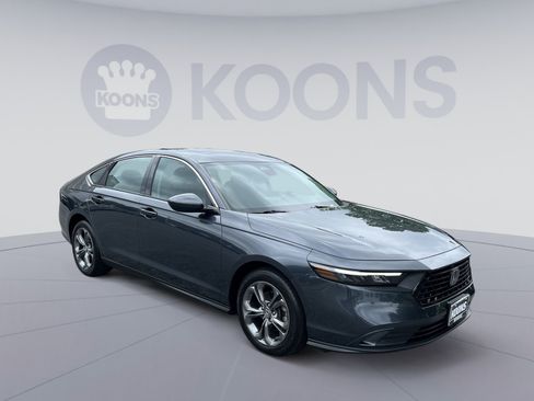 Used 2023 Honda Accord EX image 10