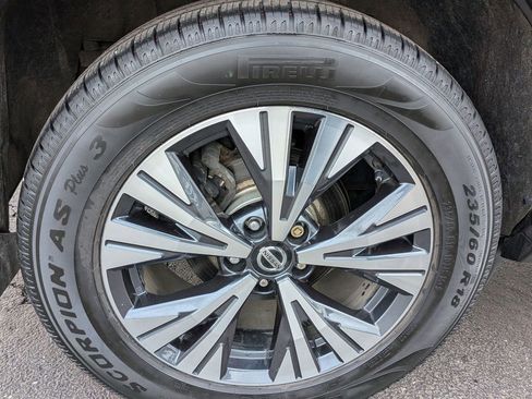 Used 2021 Nissan Rogue SV image 24