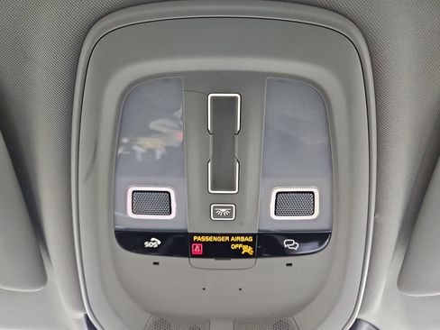 Used 2024 Volvo S60 B5 Core image 18