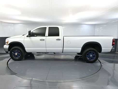 Used 2009 Dodge Ram 2500 Truck SLT w/ Popular Equipment Group AWD/4WD image 9