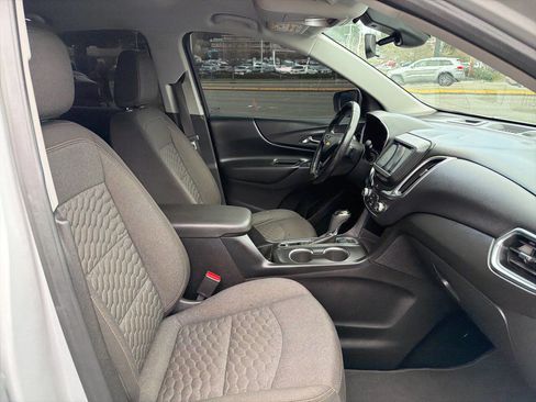 Used 2019 Chevrolet Equinox LT image 15