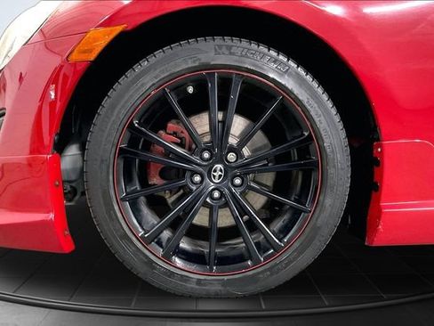Used 2013 Scion FR-S RWD image 9