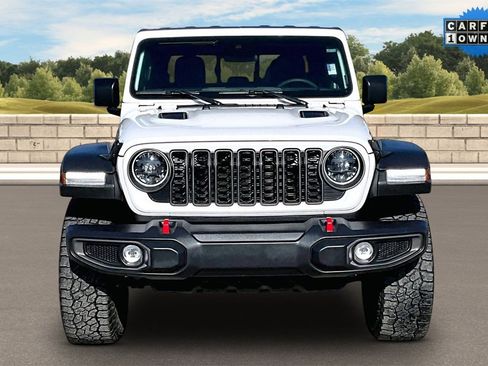 Used 2024 Jeep Gladiator Rubicon w/ Convenience Group image 3