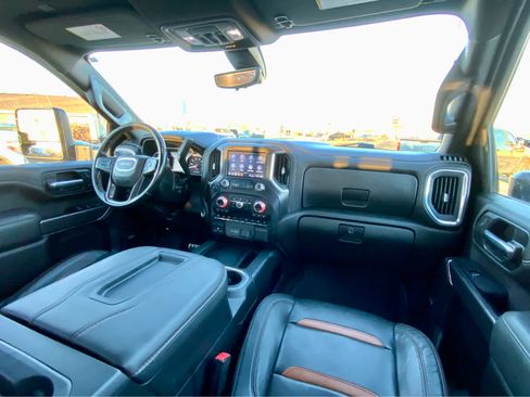 Used 2022 GMC Sierra 3500 AT4 w/ AT4 Premium Plus Package image 36
