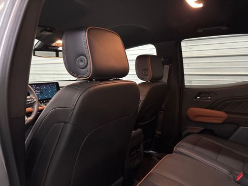 Used 2025 GMC Canyon AT4 AWD/4WD image 22