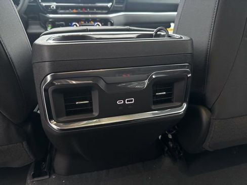 New 2026 GMC Sierra 1500 Elevation image 31