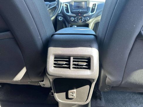 Used 2020 Chevrolet Equinox LT AWD/4WD image 23