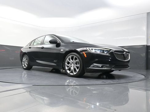 Used 2019 Buick Regal Avenir w/ Driver Confidence Package II FWD image 23
