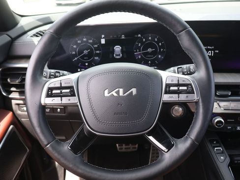 Used 2024 Kia Telluride SX w/ Towing Package AWD/4WD image 18