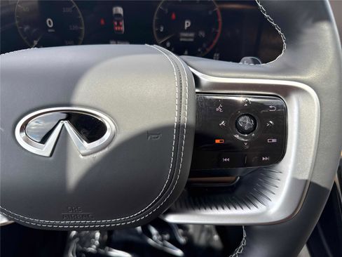 Certified 2025 INFINITI QX80 Sensory AWD/4WD image 19