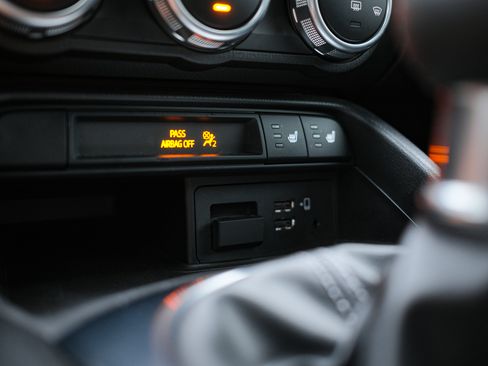 Used 2022 MAZDA MX-5 Miata Grand Touring RWD image 29
