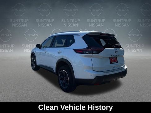 Used 2025 Nissan Rogue SV w/ SV Premium Package FWD image 6