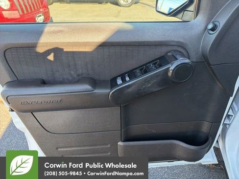 Used 2010 Ford Explorer XLT image 13