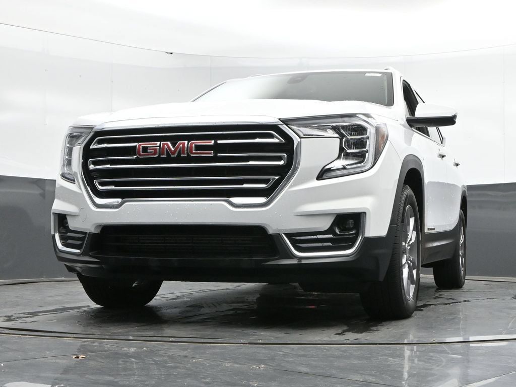 Used 2024 GMC Terrain SLT AWD/4WD image 42