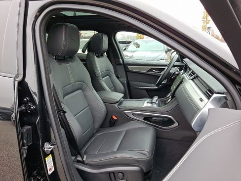 Used 2026 Jaguar F-PACE R-Dynamic S image 3