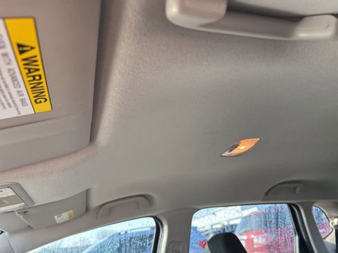 Used 2015 Honda Fit LX image 17