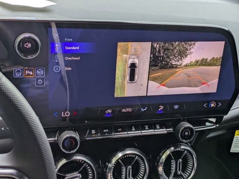 New 2026 Chevrolet Blazer EV LT image 18