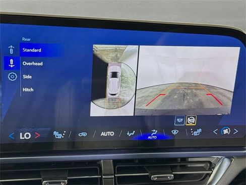 New 2025 Chevrolet Equinox EV LT image 9