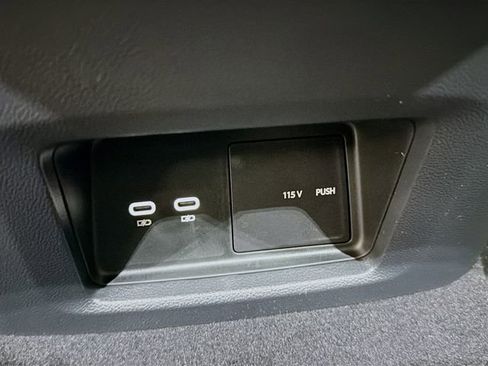 New 2026 Volkswagen Atlas SE image 28