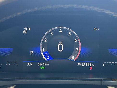 Used 2024 Volkswagen Taos SE image 26