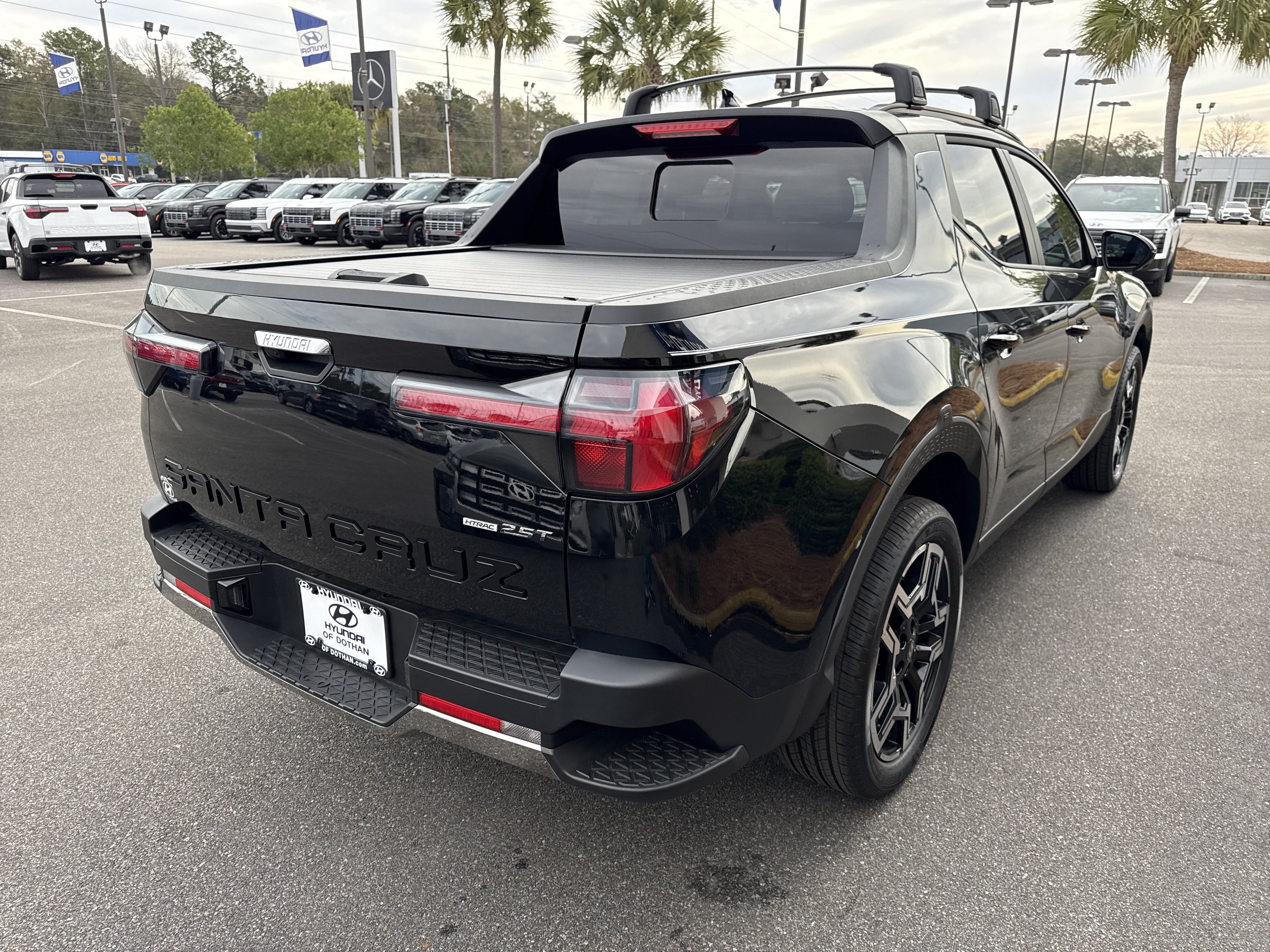 New 2026 Hyundai Santa Cruz Limited AWD/4WD image 4