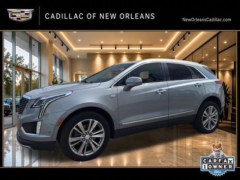 Certified 2023 Cadillac XT5 Premium Luxury w/ Technology Package FWD image 8