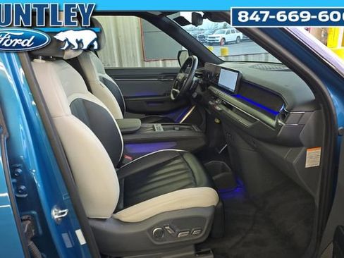 Used 2024 Kia EV9 GT-Line AWD/4WD image 7