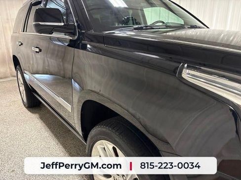 Used 2020 Cadillac Escalade Premium Luxury AWD/4WD image 8