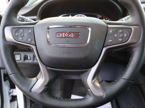 Used 2023 GMC Acadia AT4 w/ Technology Package image 40