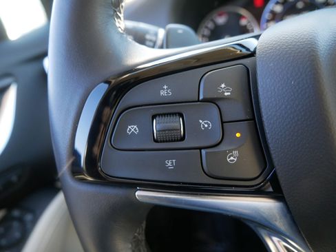 Used 2023 Buick Enclave Avenir w/ Avenir Technology Package image 28