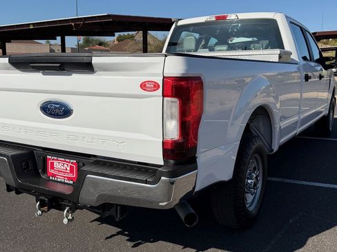 Used 2017 Ford F250 XL w/ Power Equipment Group image 5