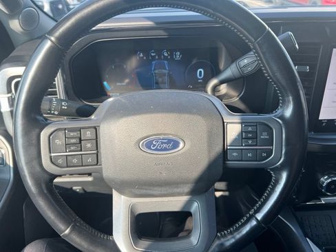 Used 2023 Ford F250 Lariat w/ Lariat Ultimate Package AWD/4WD image 13