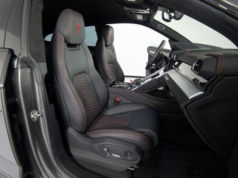 Used 2024 Lamborghini Urus S AWD/4WD image 37
