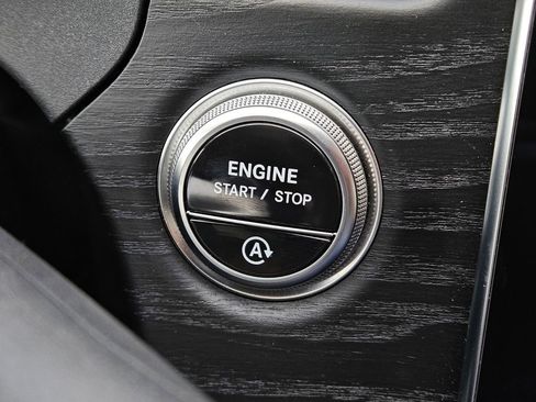 Certified 2025 Mercedes-Benz E 450 4MATIC All-Terrain Wagon image 21