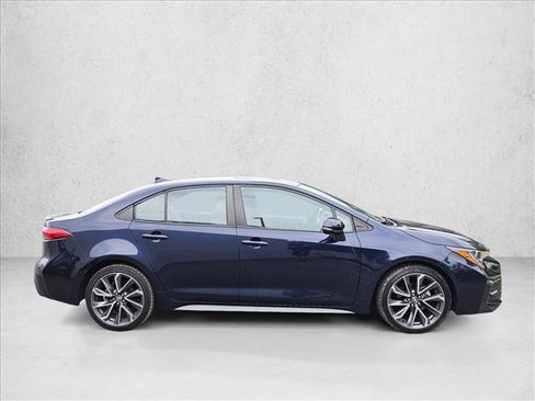 Used 2021 Toyota Corolla XSE FWD image 4