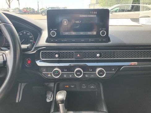 Used 2022 Honda Civic EX image 10