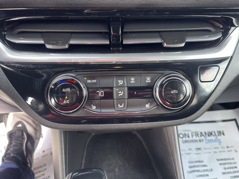 Used 2024 Buick Envista Sport Touring FWD image 22