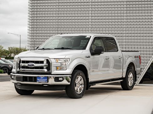 Used 2015 Ford F150 XLT w/ Equipment Group 302A Luxury AWD/4WD image 7