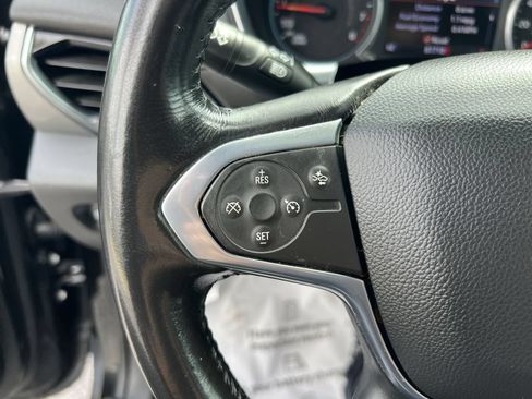 Used 2022 Chevrolet Traverse LT AWD/4WD image 19