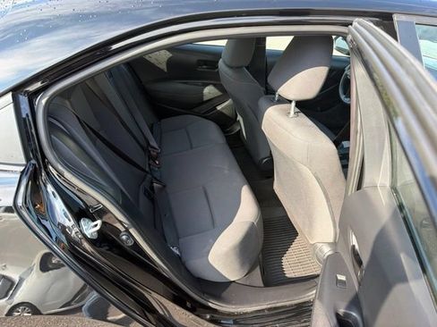 Used 2023 Toyota Corolla LE FWD image 33