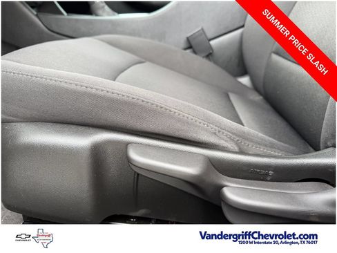 Used 2021 Chevrolet Malibu LS FWD image 23