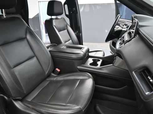 Used 2021 Chevrolet Tahoe LT w/ LT Signature Package RWD image 22