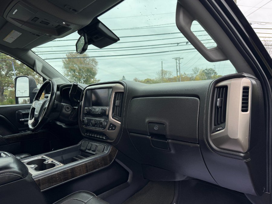 Used 2015 GMC Sierra 2500 Denali AWD/4WD image 19