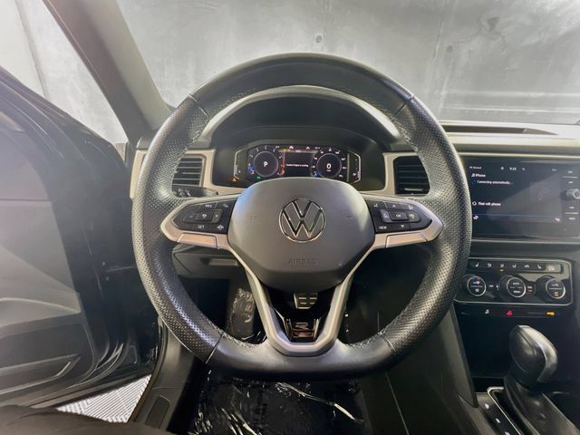 Used 2020 Volkswagen Atlas Cross Sport SEL R-Line w/ Cross Sport MDO Package AWD/4WD image 16