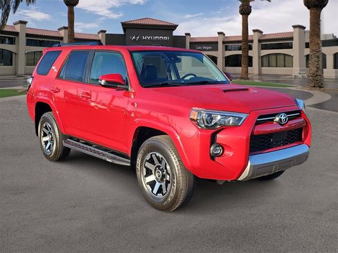 Used 2023 Toyota 4Runner TRD Off-Road Premium image 2