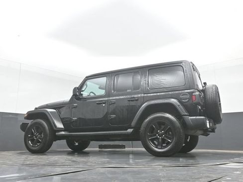 Used 2020 Jeep Wrangler Unlimited Sahara AWD/4WD image 39