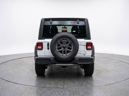 Used 2025 Jeep Wrangler Unlimited Sport AWD/4WD image 6