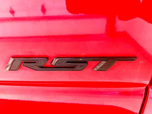 Used 2022 Chevrolet Silverado 1500 RST image 14